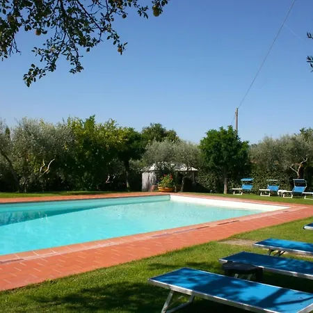 Apartment Scanizza Sleeps 4 Pool Wifi *