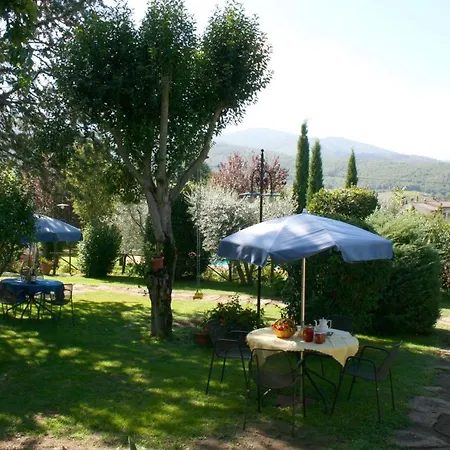 Apartment Scanizza Sleeps 4 Pool Wifi